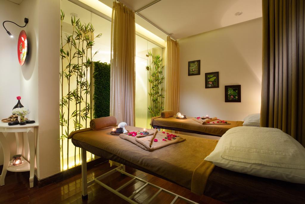 Hanoi Charm Hotel & Spa Exteriör bild